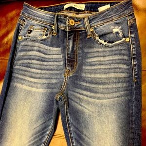 KanCan women’s jeans. Cut#30796 Style:Estilo. Sz7/27.